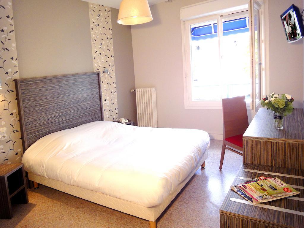 Hotel Les Pecheurs Lorient Cameră foto